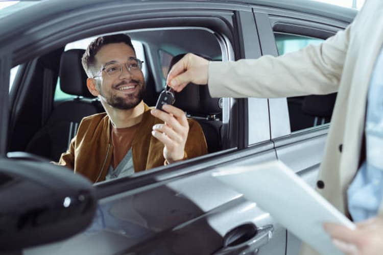 Les voitures économiques : guide complet pour voyager à Fès